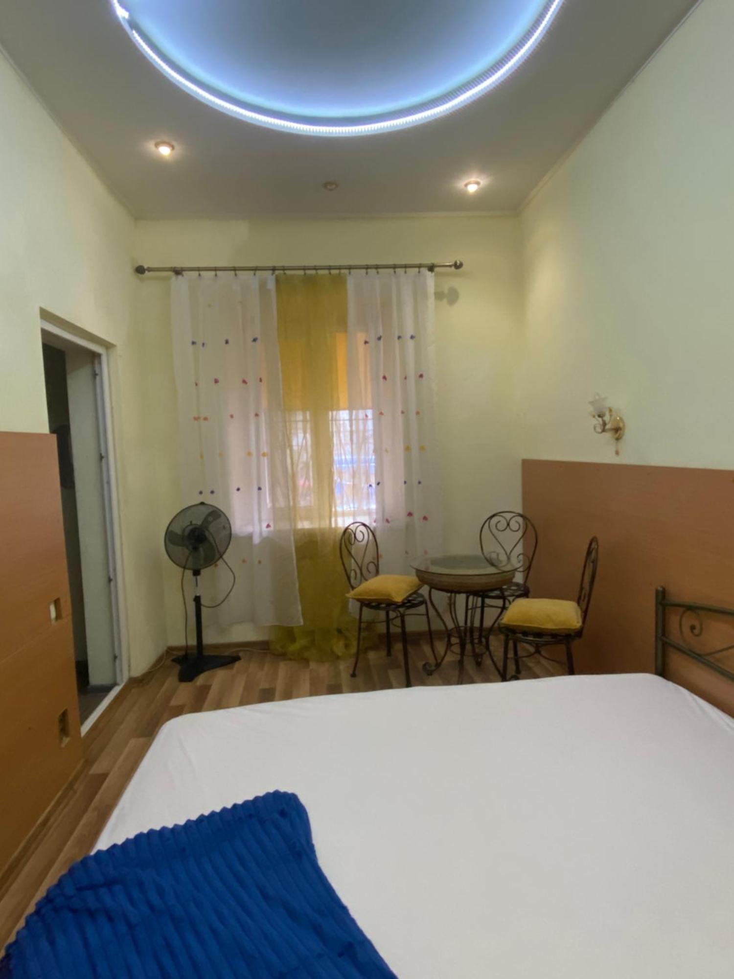 Aleksandr Apartment Odessa Extérieur photo